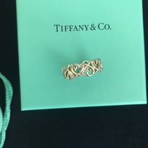 Tiffany & Co.  Paloma Picasso Loving Heart Ring